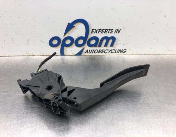 Accelerator pedal OPEL ASTRA J Sports Tourer (P10)