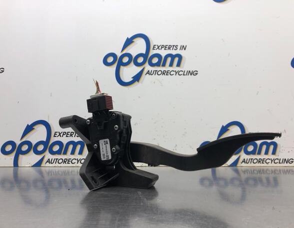 Accelerator pedal OPEL MERIVA A MPV (X03)