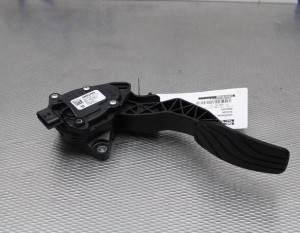 Accelerator pedal NISSAN QASHQAI II SUV (J11, J11_)