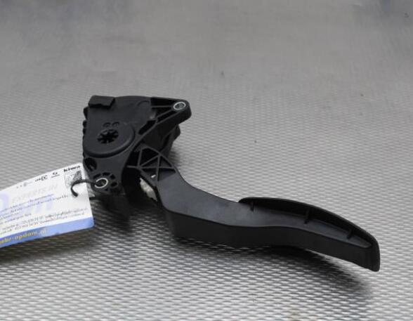 Accelerator pedal NISSAN QASHQAI II SUV (J11, J11_)