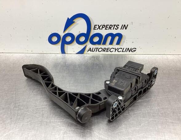 Accelerator pedal AUDI A6 (4F2, C6)