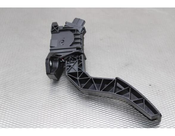 Accelerator pedal SUZUKI SWIFT V (AZ)