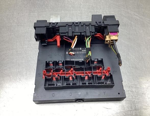 Control unit central electric (BCM) VW TOURAN (1T1, 1T2)