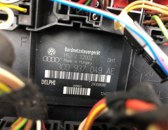 Control unit central electric (BCM) SEAT LEON (1P1)