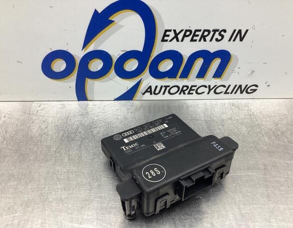 Control unit gateway VW GOLF V (1K1)