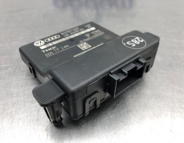 Control unit gateway VW GOLF V (1K1)