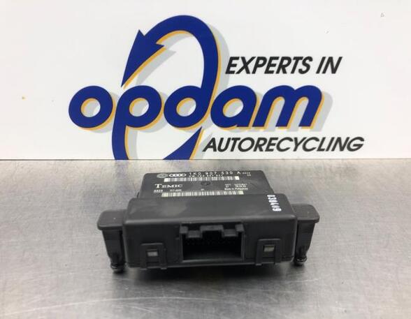 Control unit gateway VW TOURAN (1T1, 1T2)