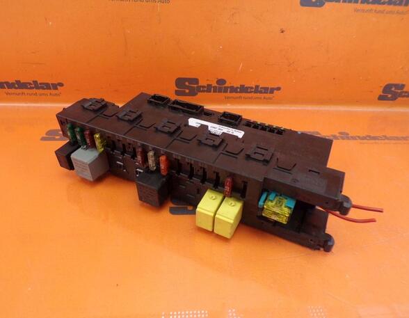 Fuse Box MERCEDES-BENZ C-Klasse (W203)