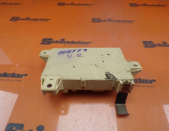 Fuse Box JAGUAR S-TYPE (X200)