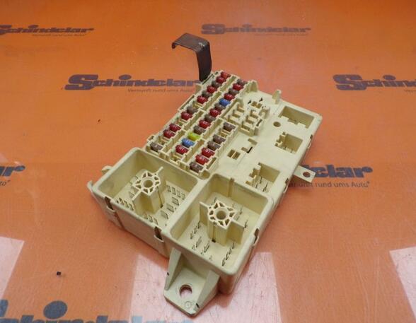 Fuse Box JAGUAR S-TYPE (X200)