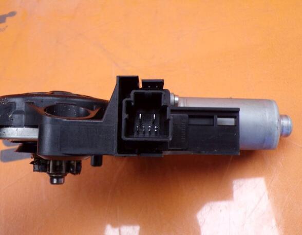 Electric Window Lift Motor VOLVO V70 III (135)