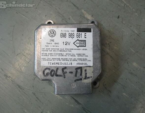 Airbag Control Unit VW Passat (35I, 3A2)