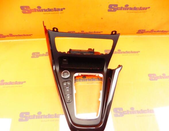 Center Console FORD Focus III Stufenheck (--)