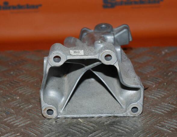 Engine Mounting Holder MERCEDES-BENZ C-Klasse (W205)