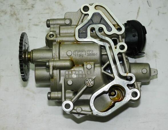 Oil Pump VW Golf VII Variant (BA5, BV5)