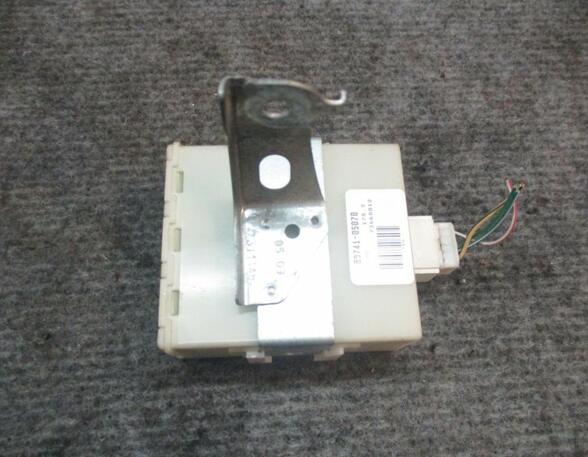 Central Locking System Control Unit TOYOTA Avensis Station Wagon (T25)