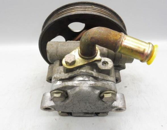 Power steering pump VW Passat (3B3)