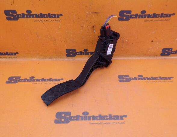 Accelerator pedal VW TOURAN (5T1)