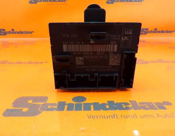 Control unit for door AUDI A3 Sportback (8VA, 8VF)