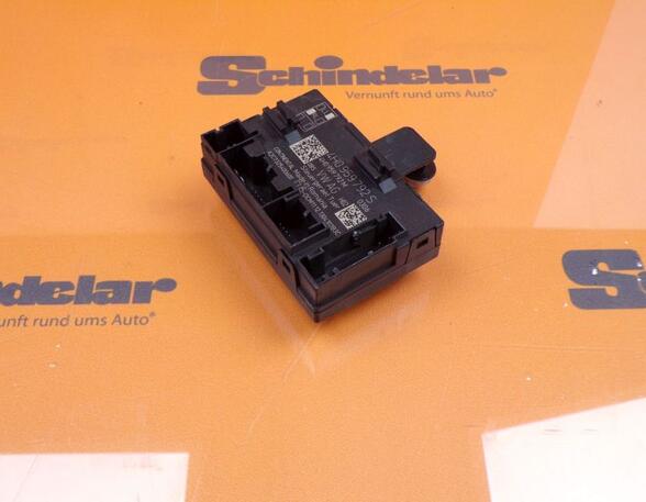 Control unit for door PORSCHE CAYENNE (92A)