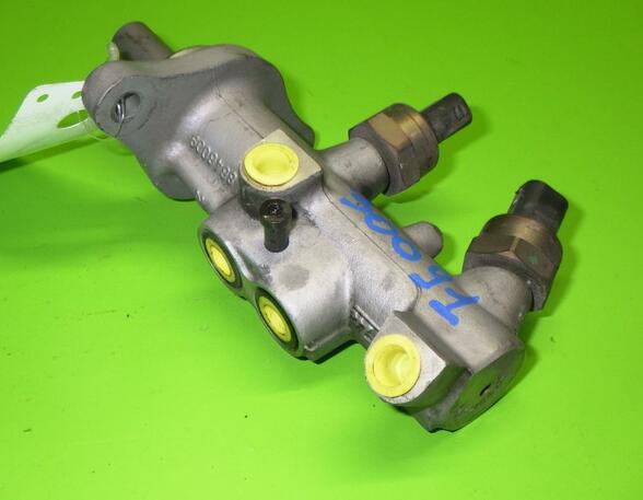 Brake Master Cylinder VOLVO V70 II (SW)