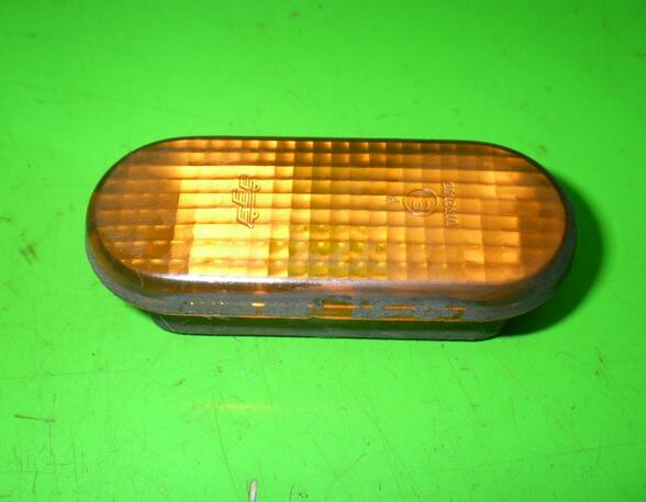 Direction Indicator Lamp VW Passat (35I, 3A2)