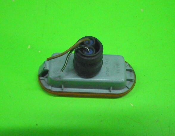 Direction Indicator Lamp VW Golf IV (1J1)