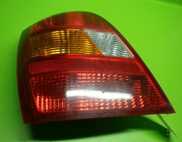 Combination Rearlight HYUNDAI Elantra Stufenheck (XD)