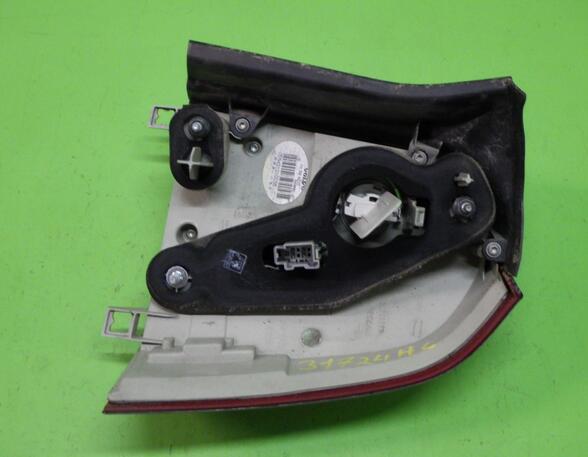 Combination Rearlight VOLVO V70 III (135), VOLVO XC70 II (136)