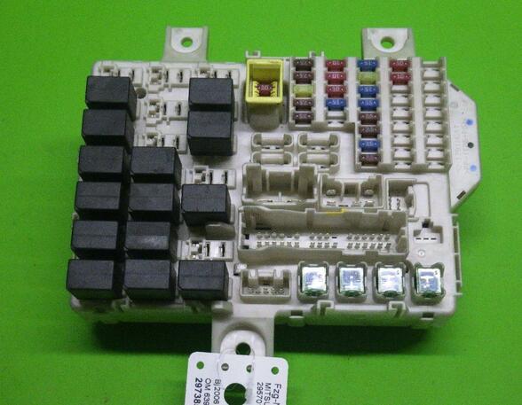 Fuse Box MITSUBISHI Colt VI (Z2A, Z3A)