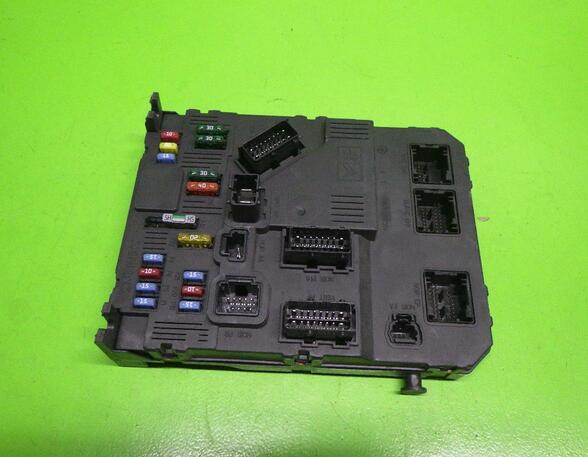 Fuse Box PEUGEOT 206 SW (2E/K)