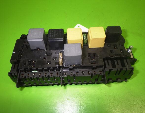 Fuse Box MERCEDES-BENZ A-Klasse (W176), MERCEDES-BENZ B-Klasse (W242, W246)