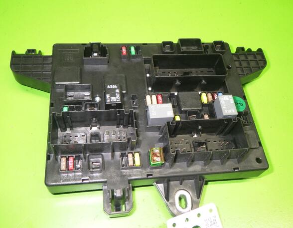 Fuse Box OPEL ASTRA J (P10), OPEL ASTRA J Sports Tourer (P10)