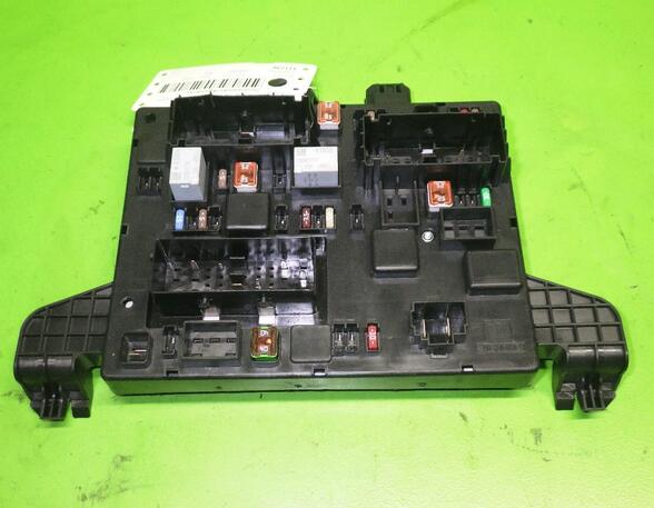 Fuse Box OPEL CASCADA (W13), OPEL ASTRA J Sports Tourer (P10)