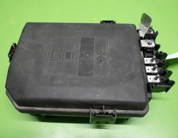 Fuse Box OPEL ASTRA K (B16)