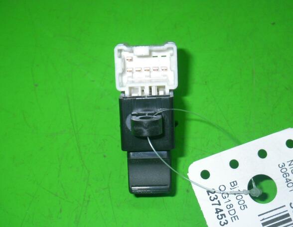 Window Lift Switch NISSAN Almera Tino (V10)