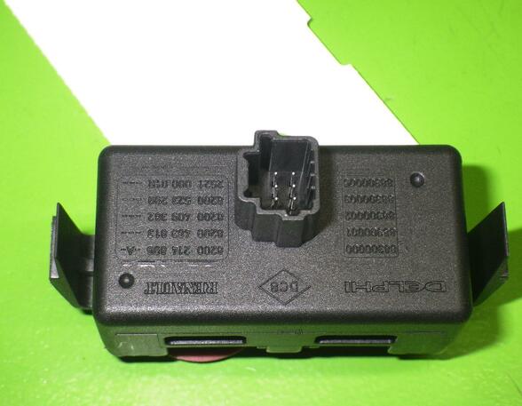 Hazard Warning Light Switch RENAULT Clio III (BR0/1, CR0/1)