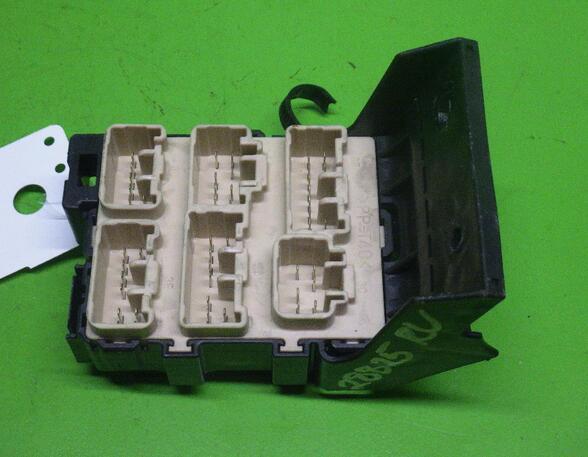 Fuse Box Cover TOYOTA AVENSIS Estate (_T25_)