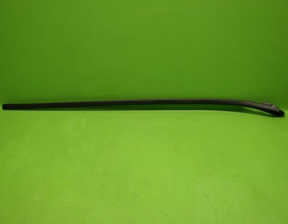 Trim Strip Bumper OPEL ASTRA K (B16)