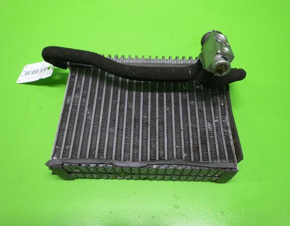 Air Conditioning Evaporator OPEL Astra H Caravan (L35)