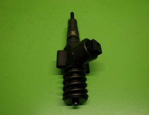 Injector Valve VW Touran (1T1, 1T2), VW Passat Variant (3C5)