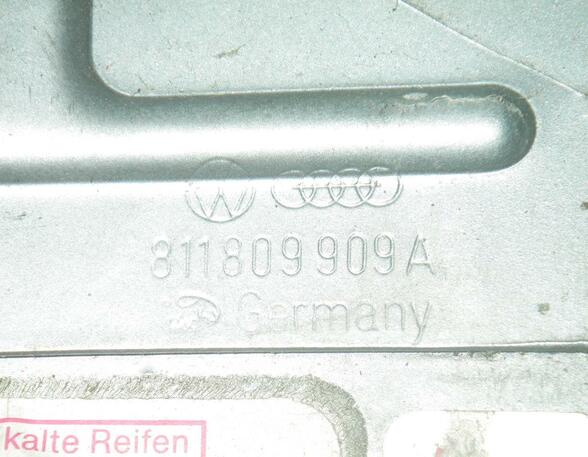 Fuel Tank Filler Flap AUDI 80 (811, 813, 814, 819, 853)