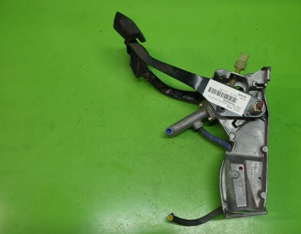 Pedal Assembly AUDI 100 Avant (4A, C4), AUDI A6 Avant (4A, C4)