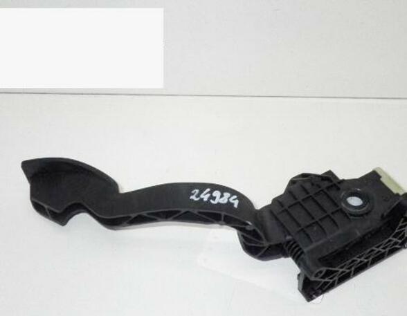 Accelerator pedal OPEL Corsa D (S07)