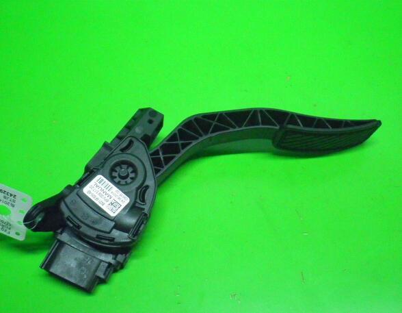 Accelerator pedal FORD Fiesta VI (CB1, CCN)