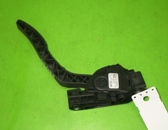 Accelerator pedal FORD Fiesta VI (CB1, CCN)