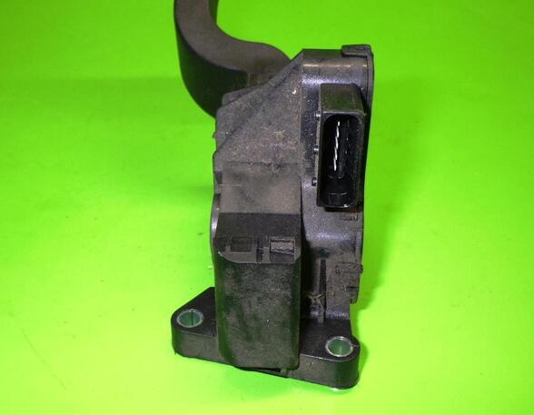 Accelerator pedal OPEL CORSA D (S07)