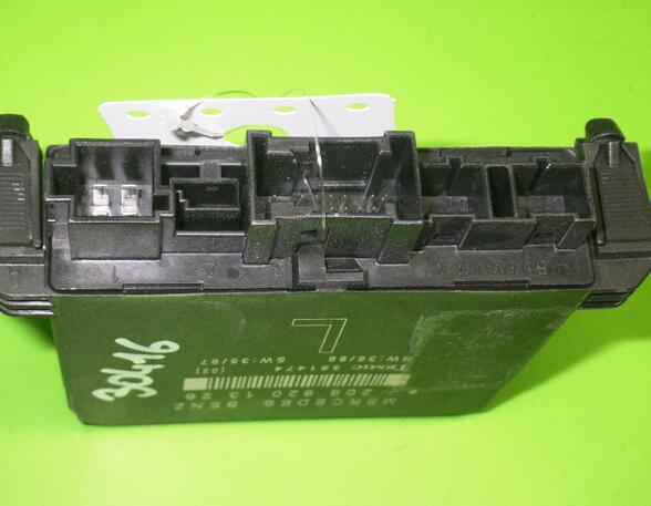 Control unit for door MERCEDES-BENZ CLK (C208)