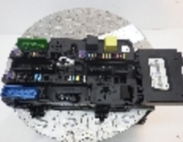 Fuse Box OPEL ASTRA H (A04)