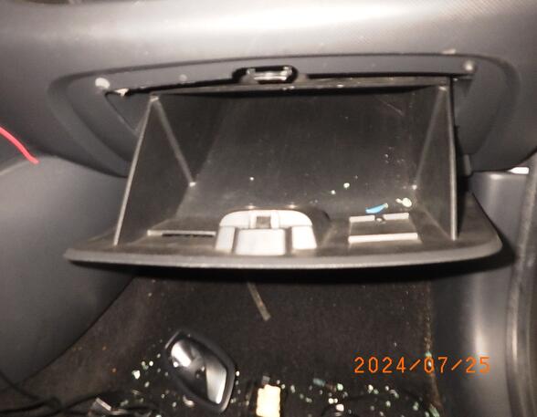 Glove Compartment (Glovebox) RENAULT CLIO IV (BH_)